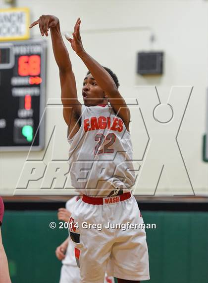 Thumbnail 2 in Washington vs. Cardinal Newman photogallery.