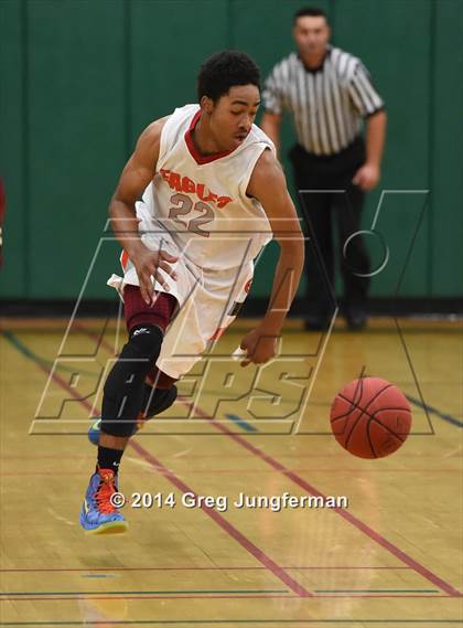 Thumbnail 2 in Washington vs. Cardinal Newman photogallery.