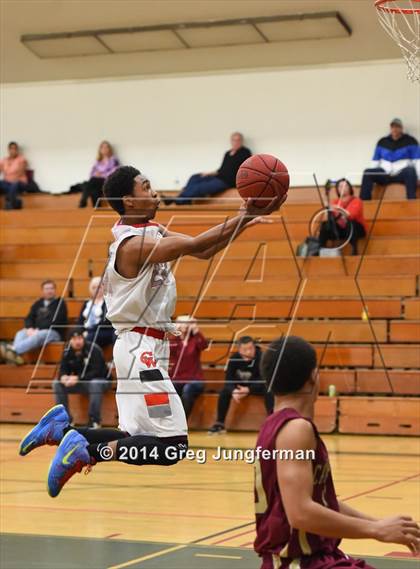Thumbnail 1 in Washington vs. Cardinal Newman photogallery.