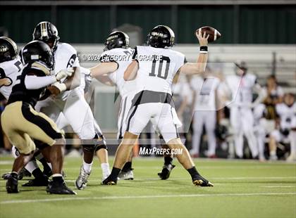 Thumbnail 2 in The Colony vs Fossil Ridge photogallery.