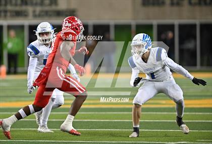 Thumbnail 3 in El Campo vs. Lindale (UIL 4A D1 Area Playoff) photogallery.