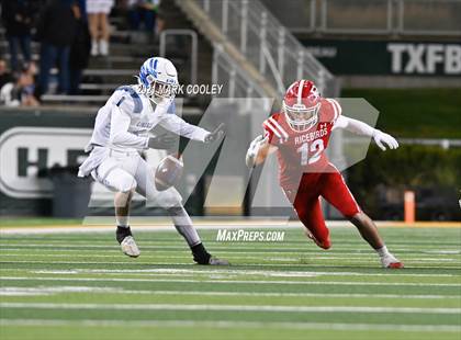 Thumbnail 3 in El Campo vs. Lindale (UIL 4A D1 Area Playoff) photogallery.