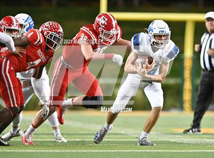 Thumbnail 3 in El Campo vs. Lindale (UIL 4A D1 Area Playoff) photogallery.