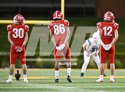 Thumbnail 3 in El Campo vs. Lindale (UIL 4A D1 Area Playoff) photogallery.