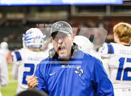 Thumbnail 3 in El Campo vs. Lindale (UIL 4A D1 Area Playoff) photogallery.