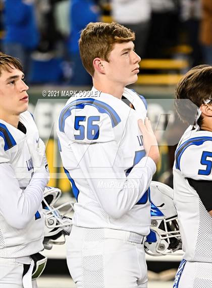 Thumbnail 1 in El Campo vs. Lindale (UIL 4A D1 Area Playoff) photogallery.