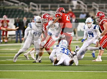 Thumbnail 1 in El Campo vs. Lindale (UIL 4A D1 Area Playoff) photogallery.
