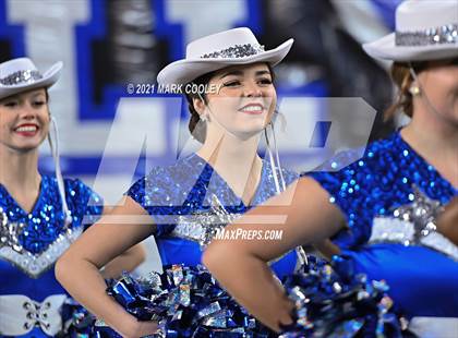Thumbnail 1 in El Campo vs. Lindale (UIL 4A D1 Area Playoff) photogallery.