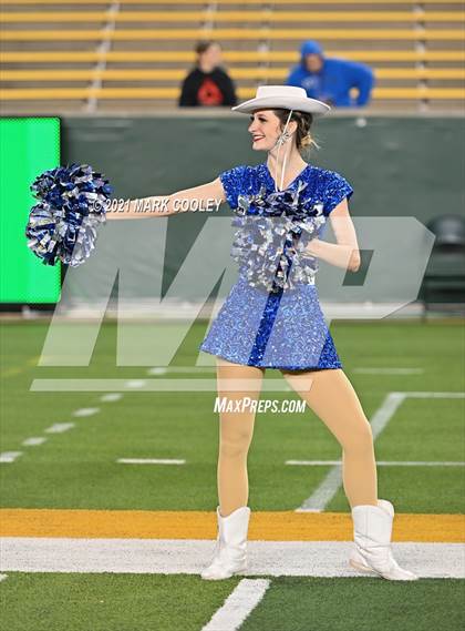 Thumbnail 2 in El Campo vs. Lindale (UIL 4A D1 Area Playoff) photogallery.
