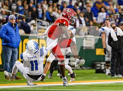 Thumbnail 2 in El Campo vs. Lindale (UIL 4A D1 Area Playoff) photogallery.