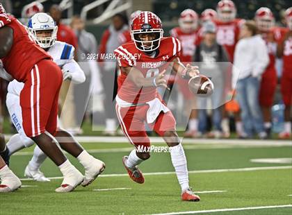 Thumbnail 3 in El Campo vs. Lindale (UIL 4A D1 Area Playoff) photogallery.
