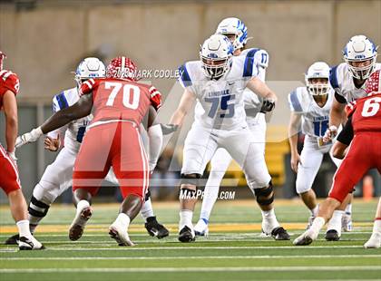Thumbnail 2 in El Campo vs. Lindale (UIL 4A D1 Area Playoff) photogallery.