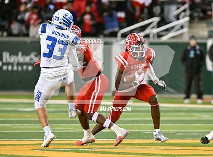 Thumbnail 3 in El Campo vs. Lindale (UIL 4A D1 Area Playoff) photogallery.