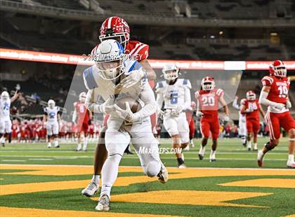Thumbnail 3 in El Campo vs. Lindale (UIL 4A D1 Area Playoff) photogallery.