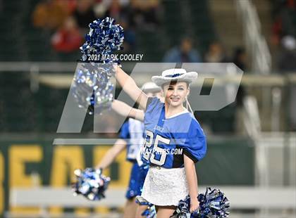 Thumbnail 1 in El Campo vs. Lindale (UIL 4A D1 Area Playoff) photogallery.