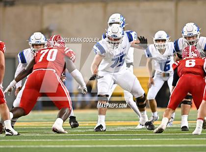 Thumbnail 1 in El Campo vs. Lindale (UIL 4A D1 Area Playoff) photogallery.