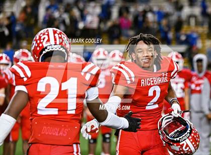 Thumbnail 2 in El Campo vs. Lindale (UIL 4A D1 Area Playoff) photogallery.