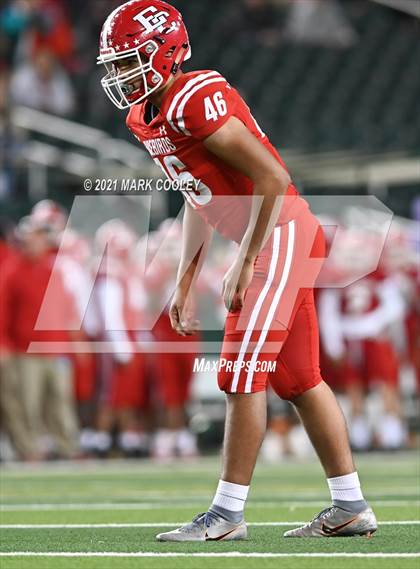 Thumbnail 2 in El Campo vs. Lindale (UIL 4A D1 Area Playoff) photogallery.