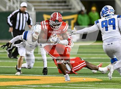Thumbnail 2 in El Campo vs. Lindale (UIL 4A D1 Area Playoff) photogallery.