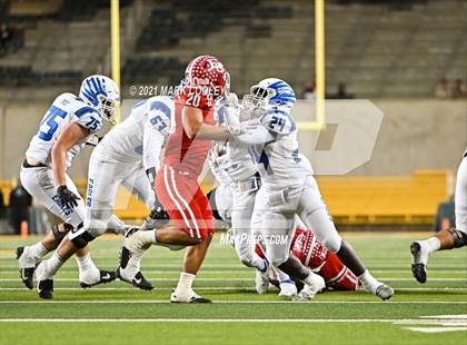 Thumbnail 2 in El Campo vs. Lindale (UIL 4A D1 Area Playoff) photogallery.