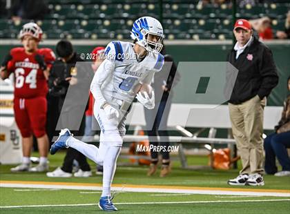 Thumbnail 1 in El Campo vs. Lindale (UIL 4A D1 Area Playoff) photogallery.