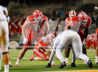 Thumbnail 3 in El Campo vs. Lindale (UIL 4A D1 Area Playoff) photogallery.