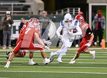 Thumbnail 3 in El Campo vs. Lindale (UIL 4A D1 Area Playoff) photogallery.