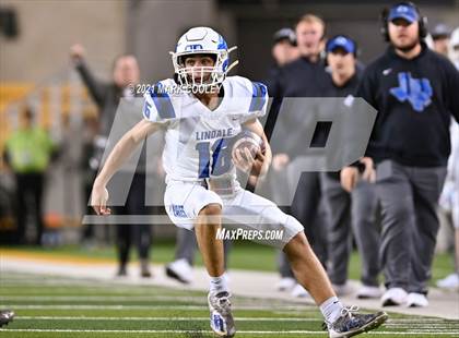 Thumbnail 3 in El Campo vs. Lindale (UIL 4A D1 Area Playoff) photogallery.