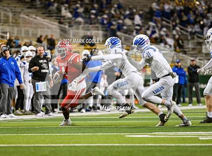 Thumbnail 2 in El Campo vs. Lindale (UIL 4A D1 Area Playoff) photogallery.