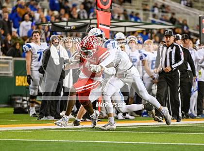Thumbnail 1 in El Campo vs. Lindale (UIL 4A D1 Area Playoff) photogallery.