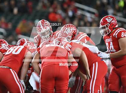Thumbnail 2 in El Campo vs. Lindale (UIL 4A D1 Area Playoff) photogallery.