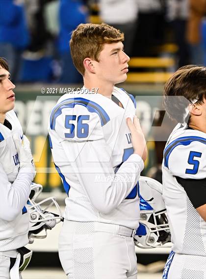 Thumbnail 3 in El Campo vs. Lindale (UIL 4A D1 Area Playoff) photogallery.