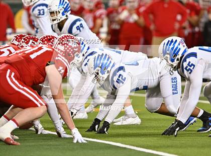 Thumbnail 2 in El Campo vs. Lindale (UIL 4A D1 Area Playoff) photogallery.