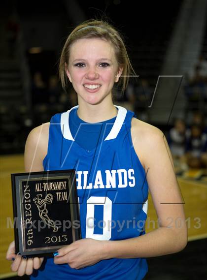 Thumbnail 2 in Highlands vs Notre Dame (KHSAA Ninth Region Final) photogallery.