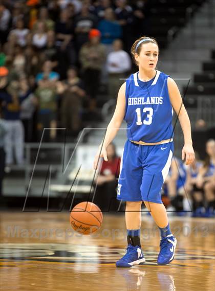 Thumbnail 2 in Highlands vs Notre Dame (KHSAA Ninth Region Final) photogallery.