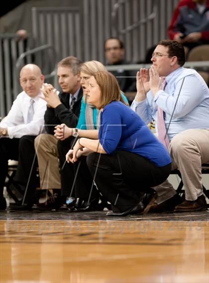 Thumbnail 1 in Highlands vs Notre Dame (KHSAA Ninth Region Final) photogallery.