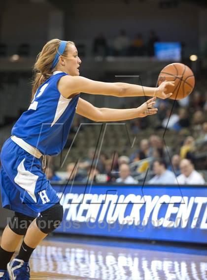 Thumbnail 3 in Highlands vs Notre Dame (KHSAA Ninth Region Final) photogallery.