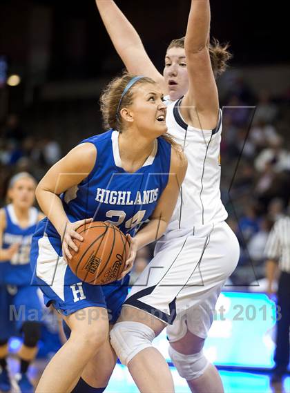 Thumbnail 3 in Highlands vs Notre Dame (KHSAA Ninth Region Final) photogallery.