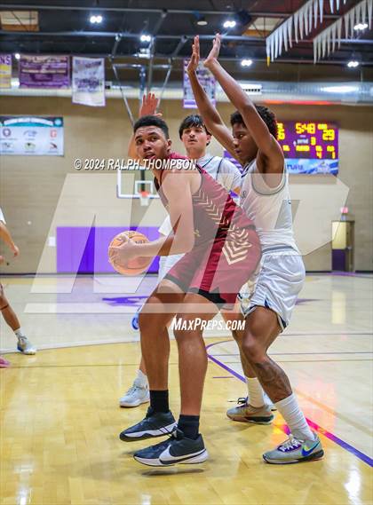 Thumbnail 2 in Golden Valley vs. Venture Academy (Joe Bowers Memorial Tournament) photogallery.