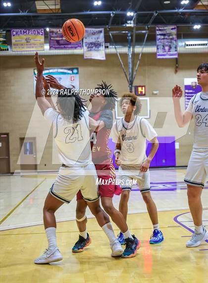Thumbnail 3 in Golden Valley vs. Venture Academy (Joe Bowers Memorial Tournament) photogallery.