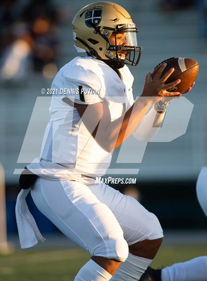 Thumbnail 1 in Archbishop Mitty @ Valley Christian photogallery.