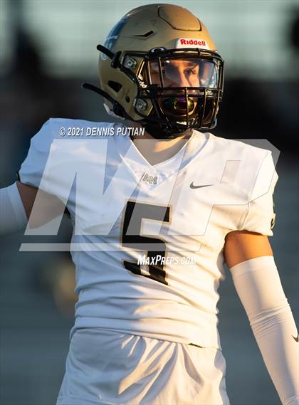 Thumbnail 3 in Archbishop Mitty @ Valley Christian photogallery.