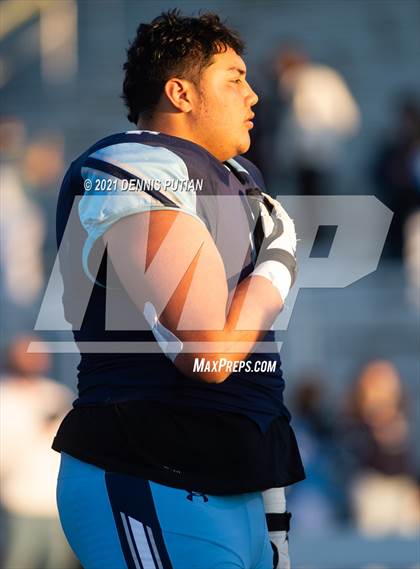 Thumbnail 2 in Archbishop Mitty @ Valley Christian photogallery.