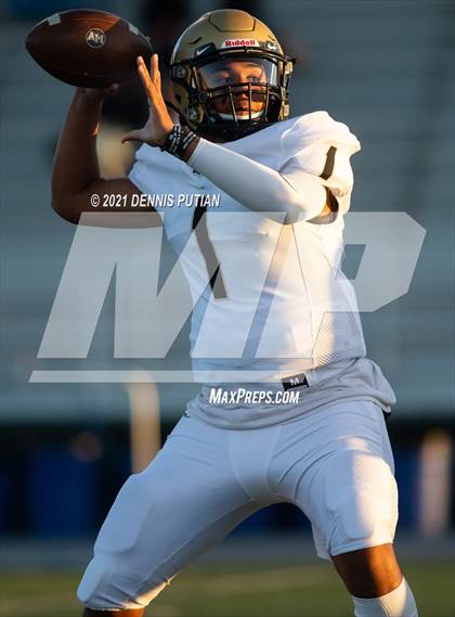 Thumbnail 3 in Archbishop Mitty @ Valley Christian photogallery.