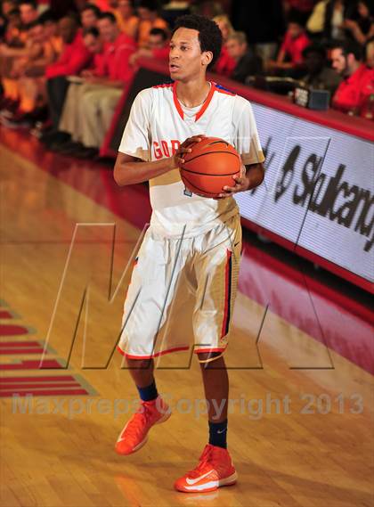 Thumbnail 3 in Bishop Gorman vs. Orange Lutheran (Nike Extravaganza) photogallery.