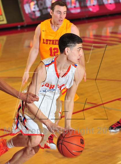 Thumbnail 3 in Bishop Gorman vs. Orange Lutheran (Nike Extravaganza) photogallery.