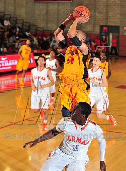 Thumbnail 3 in Bishop Gorman vs. Orange Lutheran (Nike Extravaganza) photogallery.