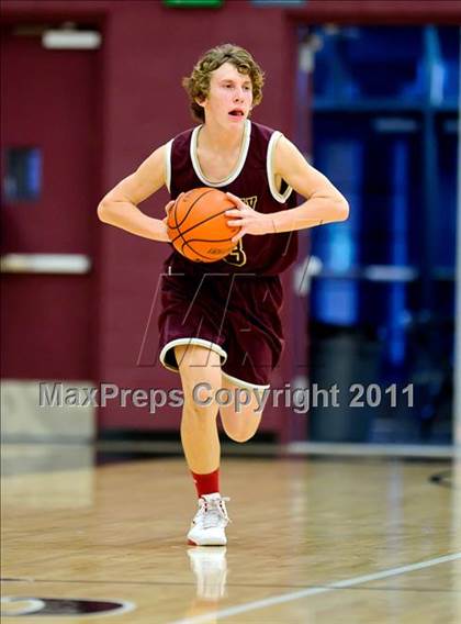 Thumbnail 2 in FR: Whitney vs Oakmont photogallery.