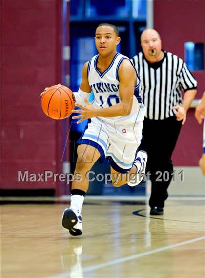 Thumbnail 1 in FR: Whitney vs Oakmont photogallery.