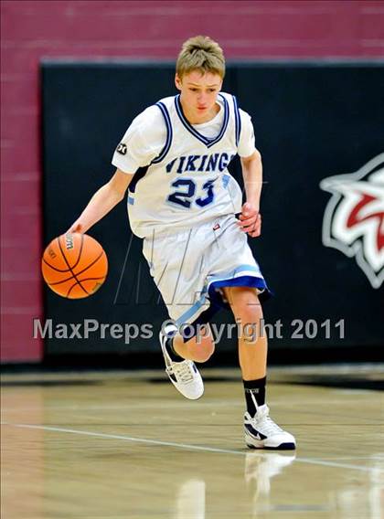 Thumbnail 3 in FR: Whitney vs Oakmont photogallery.